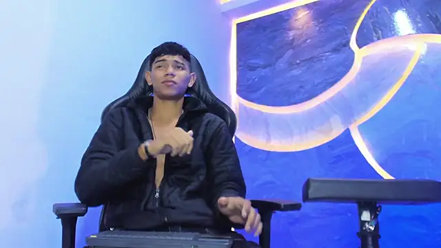 Sex Boy 33  online show from 11/26/25, 06:03