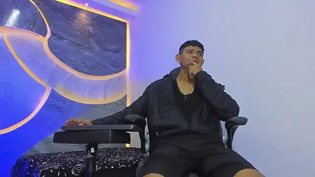 Sex Boy 33  online show from 11/30/25, 05:00