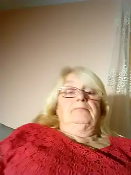 Snapshot of AmyLove353 chatting on 10/24/25, 09:22 AmyLove353 online show from 10/24/25, 09:22