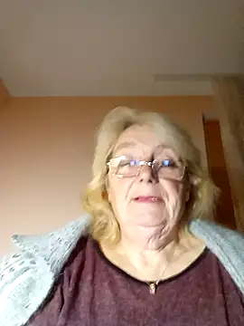 AmyLove353 online show from 11/04/25, 04:33