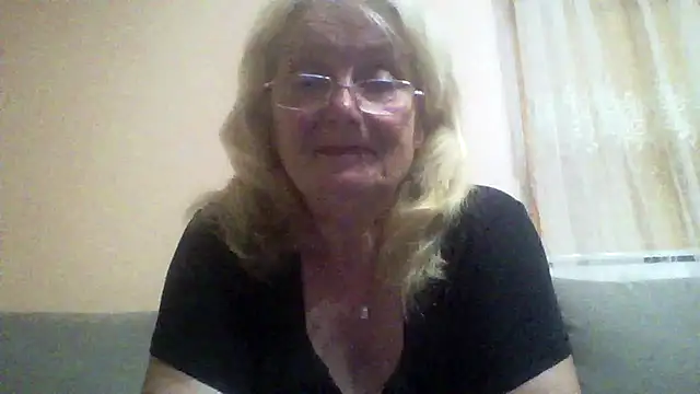 AmyLove353 online show from 06/29/26, 08:53