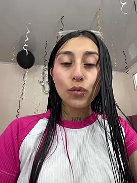 Violeet-Smith online show from 01/08/26, 07:05