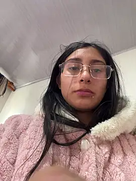 Violeet-Smith online show from 02/16/26, 04:58