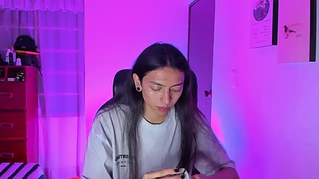 Snapshot of _Astrea_ chatting on 03/03/26, 12:39 Astrea online show from 03/03/26, 12:39