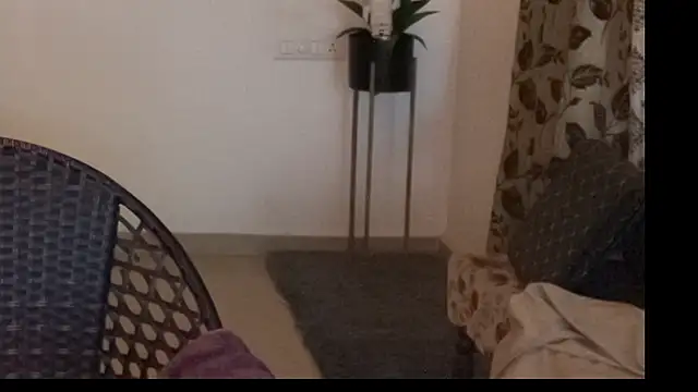 MakeMeAwareAah online show from 12/05/25, 01:03