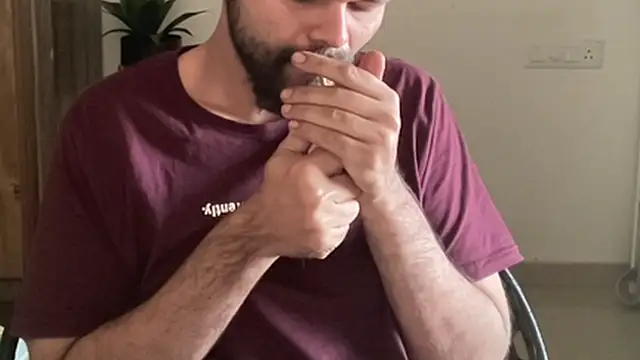 MakeMeAwareAah online show from 12/20/25, 01:56