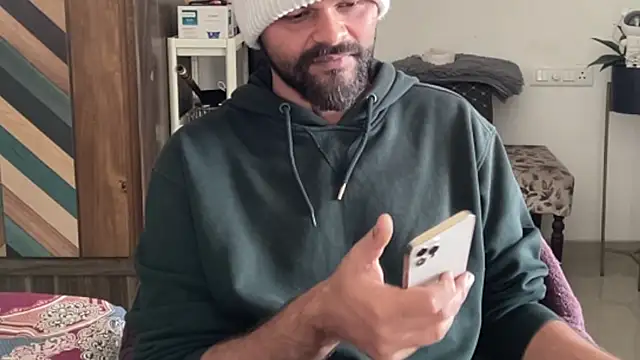 MakeMeAwareAah online show from 01/07/26, 05:43