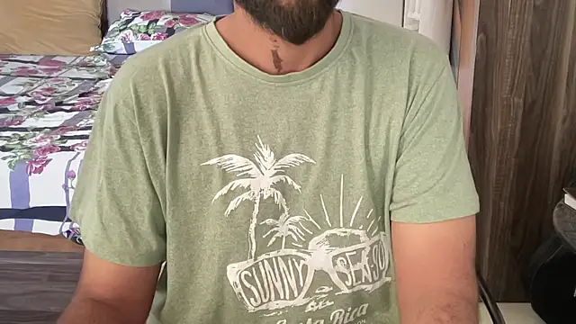 MakeMeAwareAah online show from 04/14/26, 05:02