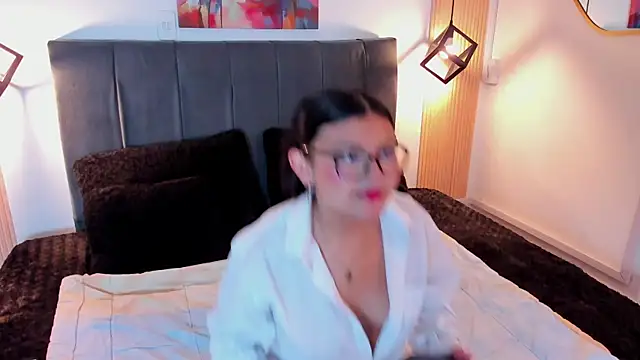 Snapshot of Teffa_bloom chatting on 11/05/25, 07:14 Teffa bloom online show from 11/05/25, 07:14