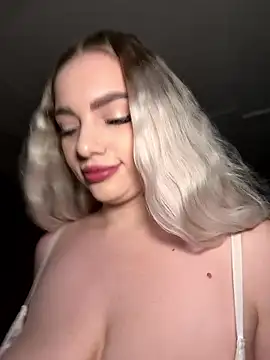 HugeBoobsAlice online show from 01/11/26, 05:12