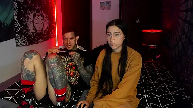 Snapshot of cleoo_jhonny chatting on 11/12/25, 08:15 cleoo jhonny online show from 11/12/25, 08:15