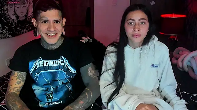 Snapshot of cleoo_jhonny chatting on 11/16/25, 07:36 cleoo jhonny online show from 11/16/25, 07:36