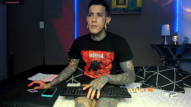 cleoo jhonny online show from 03/18/26, 12:58