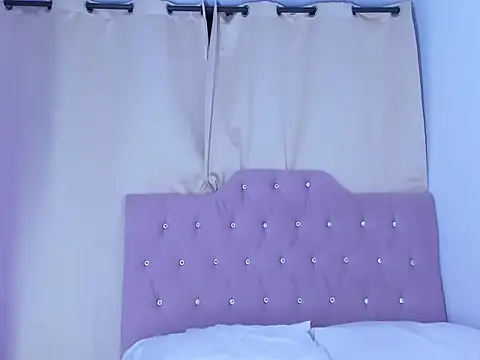 samantthaJhonsonn online show from 11/28/25, 02:58