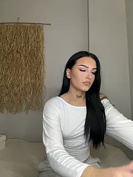 Gabbyys online show from 11/04/25, 08:30