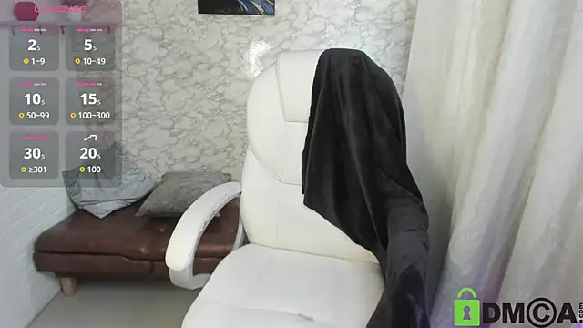 Sasha Davila online show from 10/27/25, 01:04