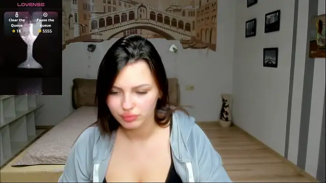 Snapshot of KittyShenson chatting on 11/28/25, 12:30 KittyShenson online show from 11/28/25, 12:30