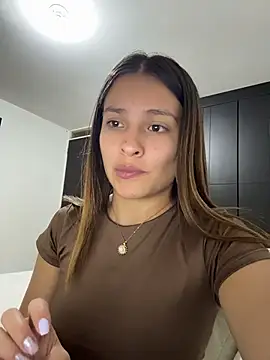 Talia Bonet online show from 05/06/26, 01:47