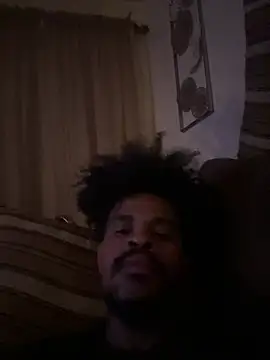 Snapshot of Mrmakeherwet_Tez chatting on 03/02/26, 10:00 Mrmakeherwet Tez online show from 03/02/26, 10:00