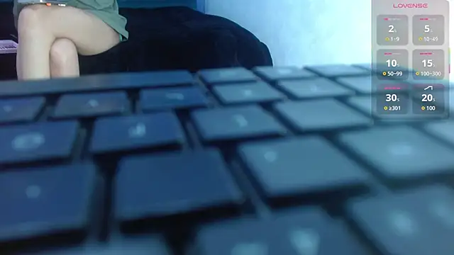 Snapshot of amelia_cutee chatting on 11/07/25, 07:47 amelia cutee online show from 11/07/25, 07:47