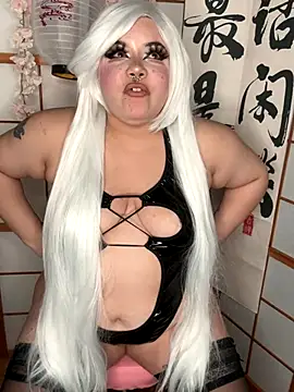 Snapshot of yum3doll chatting on 11/07/25, 08:42 yum3doll online show from 11/07/25, 08:42