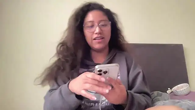 Kmiii21 online show from 10/24/25, 07:21