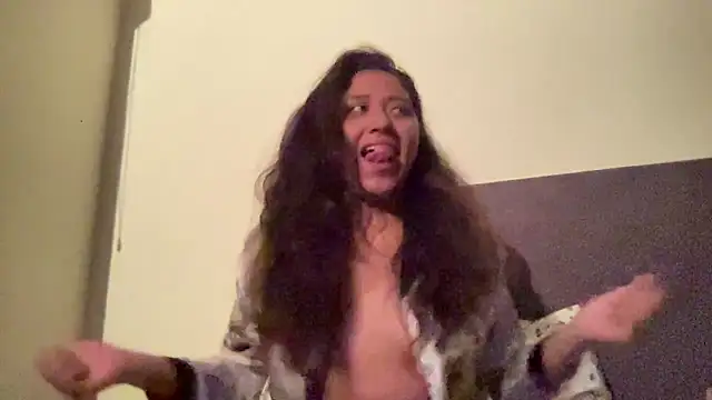 Kmiii21 online show from 11/12/25, 06:58