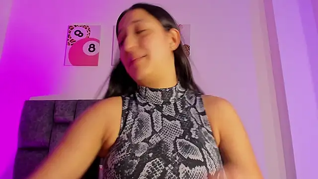 kittymonroe1 online show from 01/15/26, 06:00