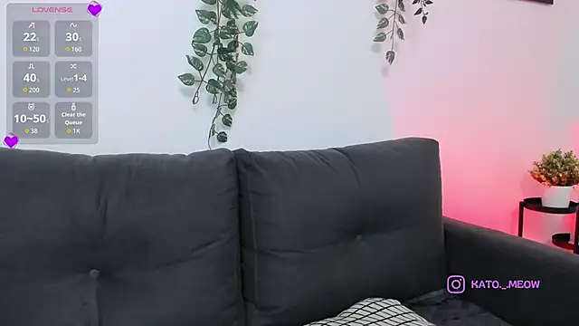 Snapshot of katoo4 chatting on 12/01/25, 12:59 katoo4 online show from 12/01/25, 12:59