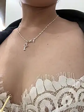 Hana yukii online show from 11/28/25, 05:48