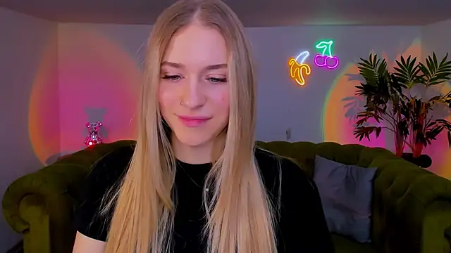 sassy cutie online show from 11/26/25, 06:25