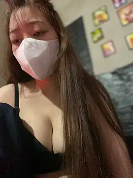 Snapshot of kitty-20x chatting on 02/05/26, 12:15 kitty-20x online show from 02/05/26, 12:15