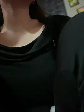 Snapshot of kitty-20x chatting on 02/21/26, 01:06 kitty-20x online show from 02/21/26, 01:06