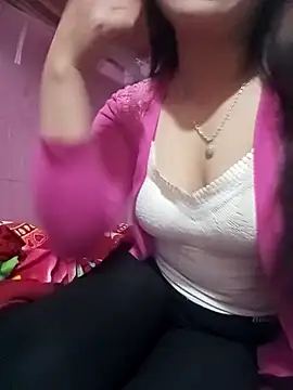 -Lanaa- online show from 02/10/26, 09:35