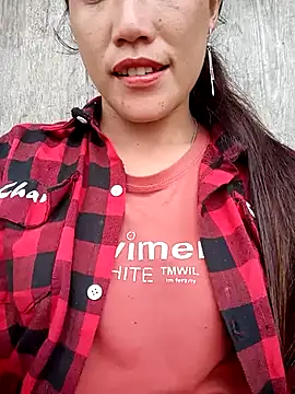 Snapshot of Phantamay chatting on 11/10/25, 06:12 Phantamay online show from 11/10/25, 06:12