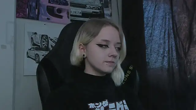 Holy Mistress S online show from 04/07/26, 08:26