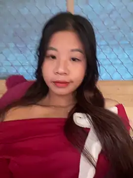 Snapshot of ninixinh chatting on 10/22/25, 05:08 ninixinh online show from 10/22/25, 05:08