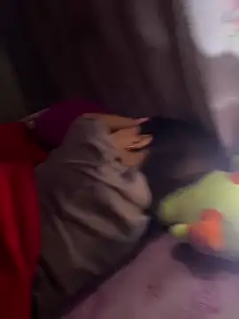 Snapshot of ninixinh chatting on 10/29/25, 03:25 ninixinh online show from 10/29/25, 03:25