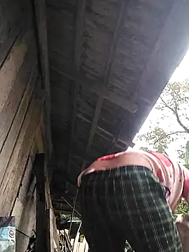 Nadia-a online show from 10/31/25, 01:28