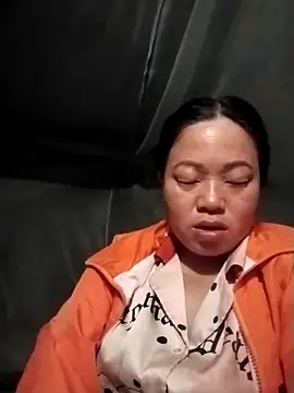 Nadia-a online show from 11/17/25, 06:14