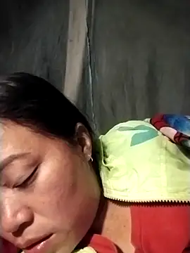 Nadia-a online show from 11/21/25, 10:19