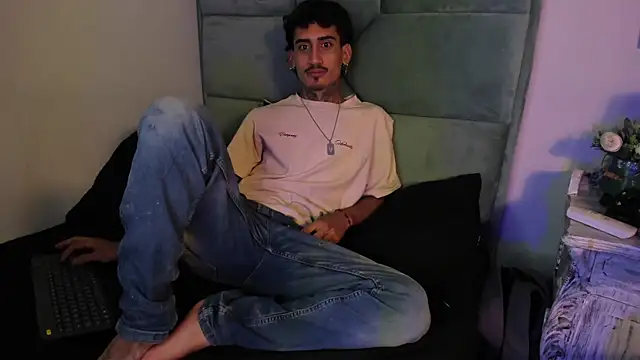 Mr Strike online show from 12/15/25, 07:07