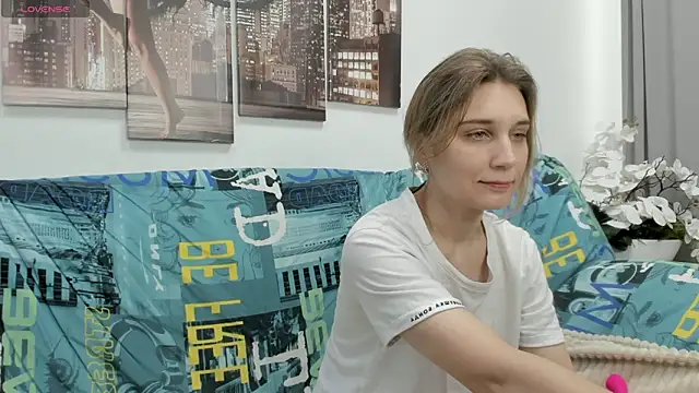 Tenderly Sophie online show from 12/20/25, 01:12