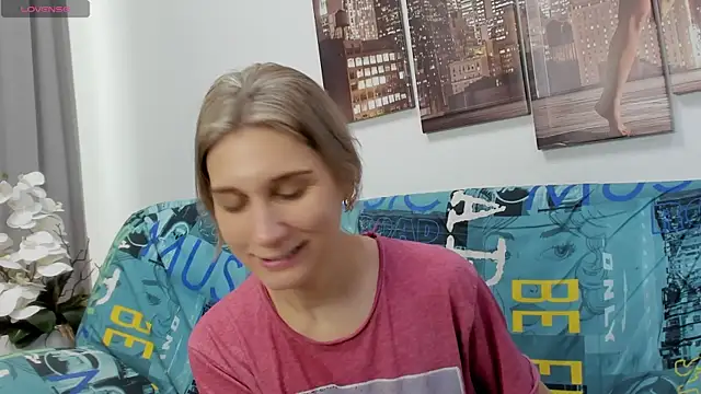 Tenderly Sophie online show from 01/19/26, 01:20