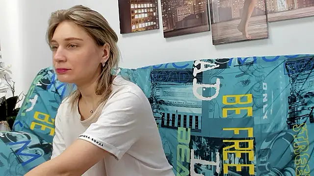 Tenderly Sophie online show from 02/28/26, 01:17