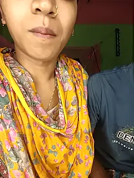 CoupleShow 432 online show from 03/04/26, 04:57