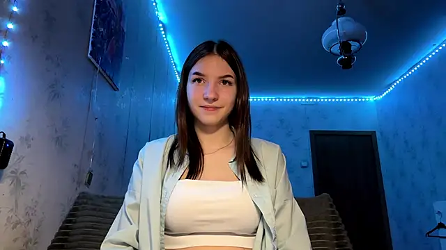 Snapshot of Beauty_miIa chatting on 11/04/25, 03:11 Beauty miIa online show from 11/04/25, 03:11