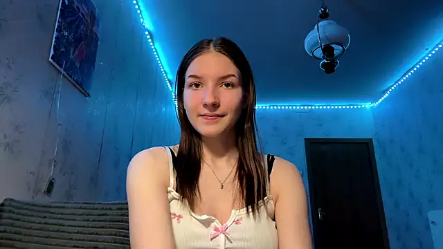 Snapshot of Beauty_miIa chatting on 11/30/25, 05:39 Beauty miIa online show from 11/30/25, 05:39