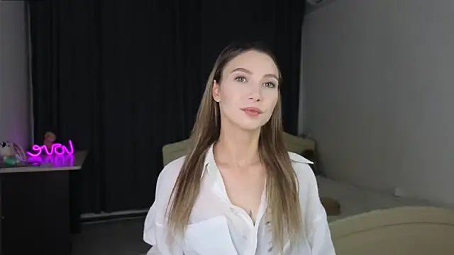 diana piar online show from 10/22/25, 03:01