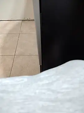 rosmeripelaes online show from 11/24/25, 02:55